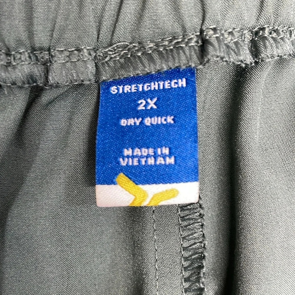 NWOT Old Navv Stretchtech All Season Quick Dry Joggers Sage Green 2X - Picture 12 of 15
